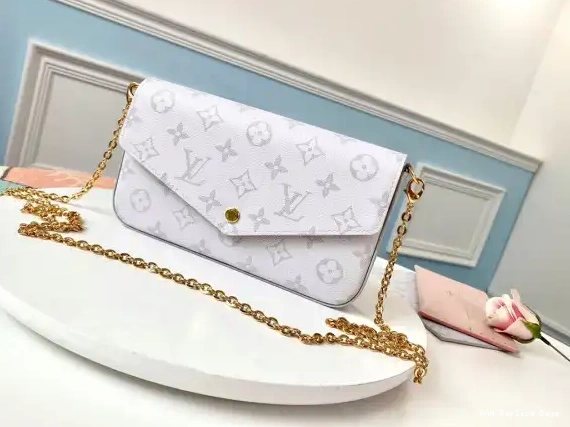 Aaa replica ru FÉLICIE VUITTON POCHETTE LOUIS 0627